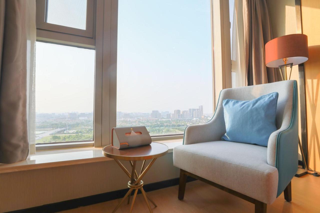 Jinling Funhome Hotel Nanjing Jiulong Lake - Nanjing South Railway Station Zewnętrze zdjęcie