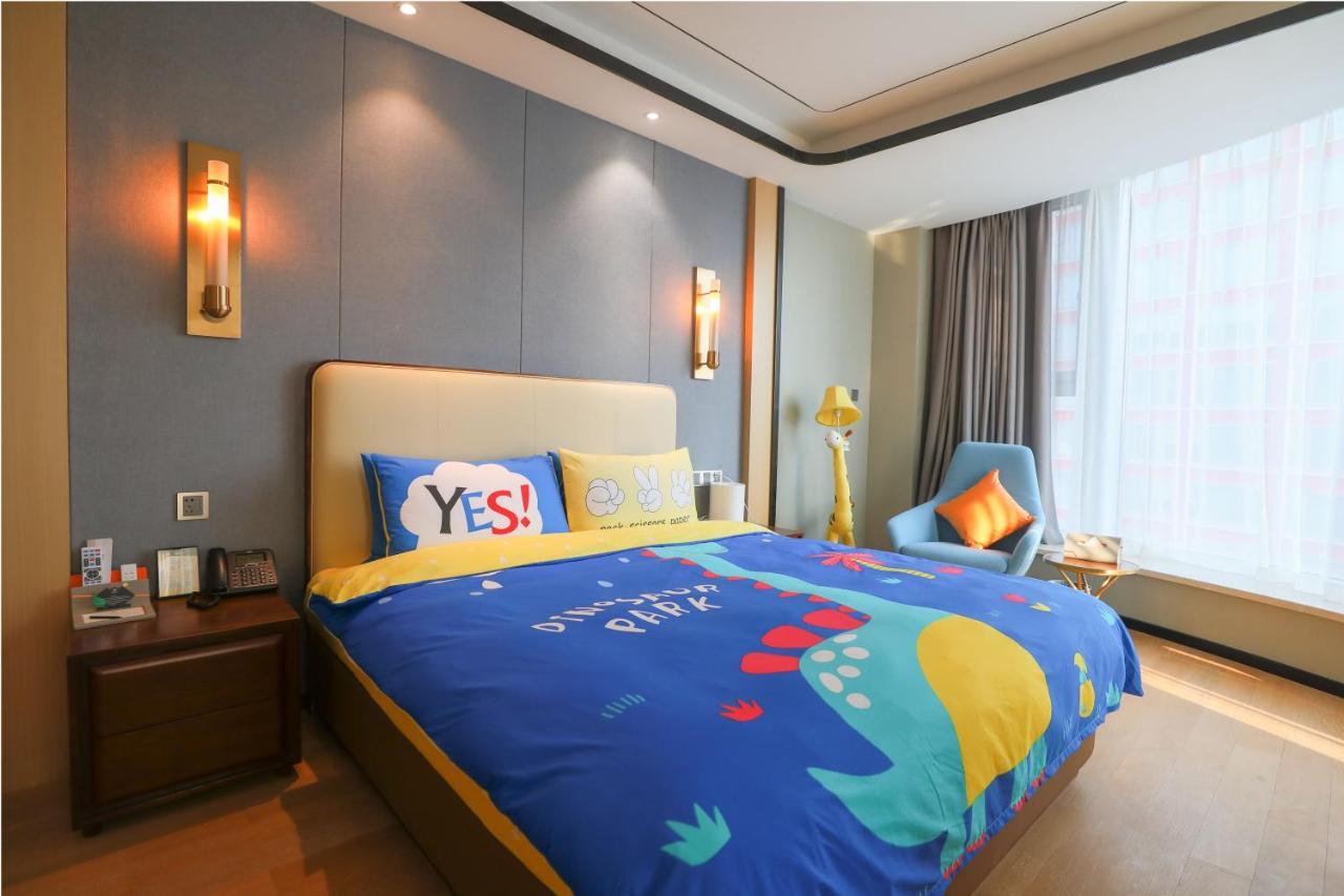 Jinling Funhome Hotel Nanjing Jiulong Lake - Nanjing South Railway Station Zewnętrze zdjęcie